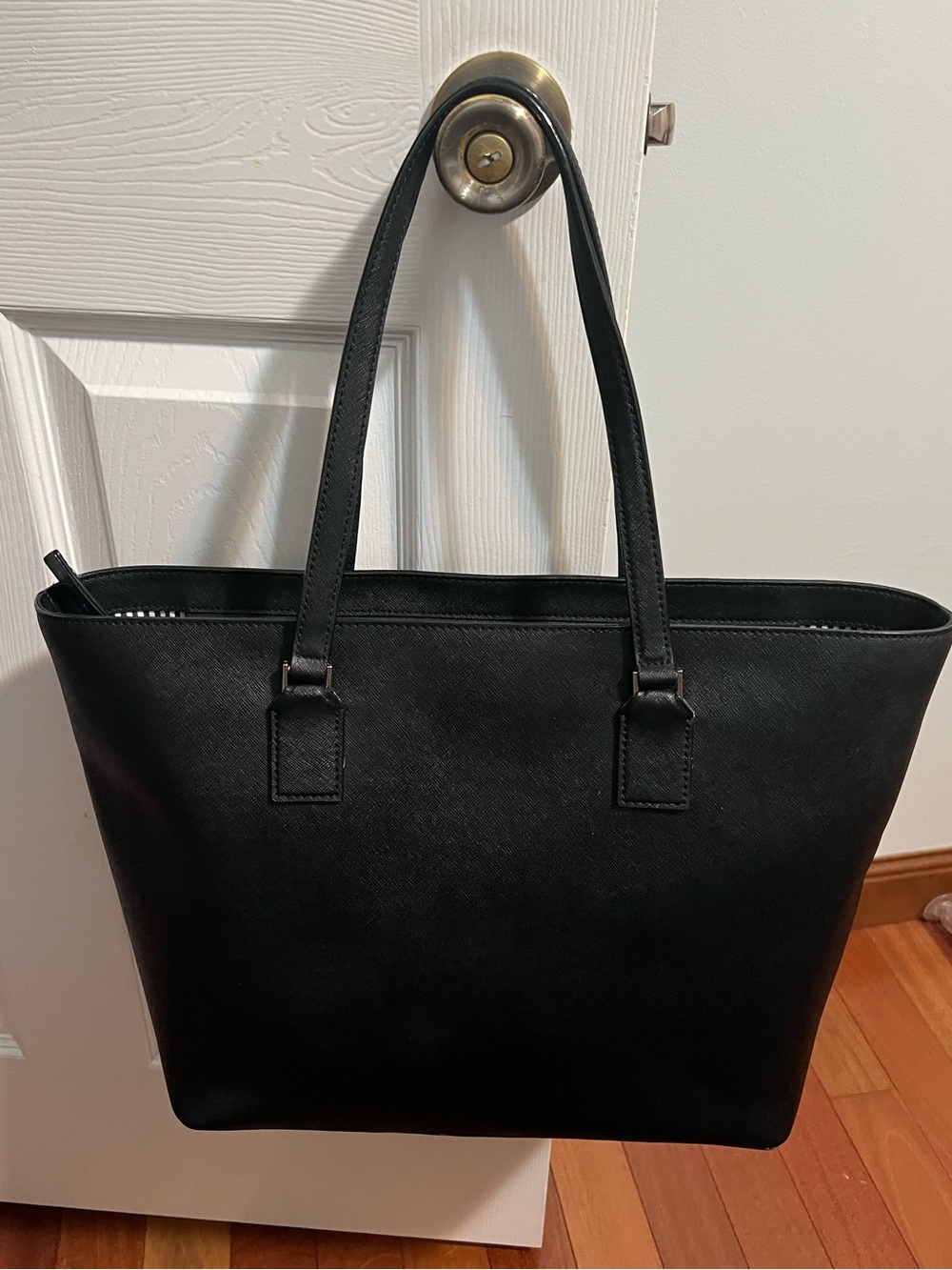 Kate spade black tote saffiano leather zip top large shoulder purse - Picture 4 of 16